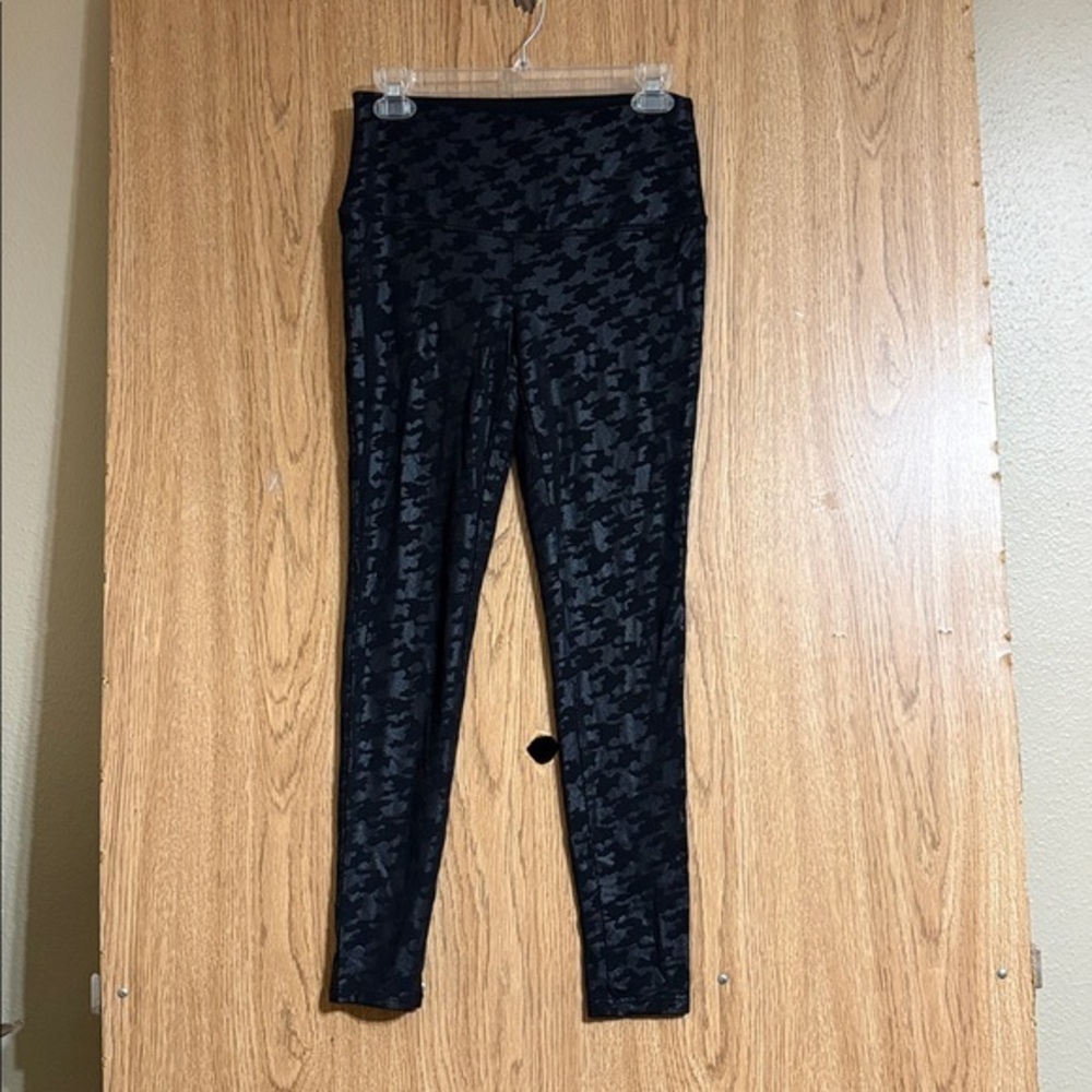 Chico's Zenergy Black Leggings